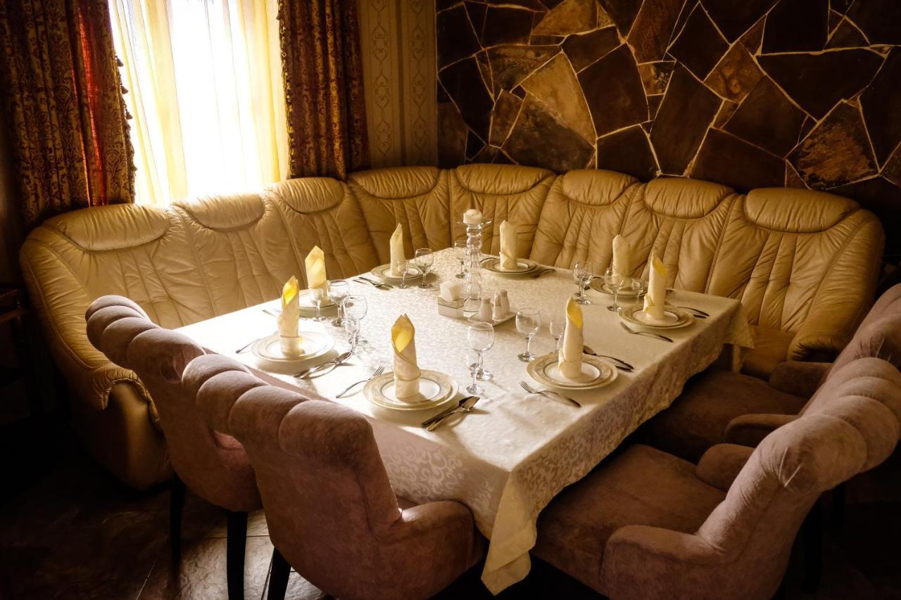 Hotel Vangogh Кызылорда Экстерьер фото