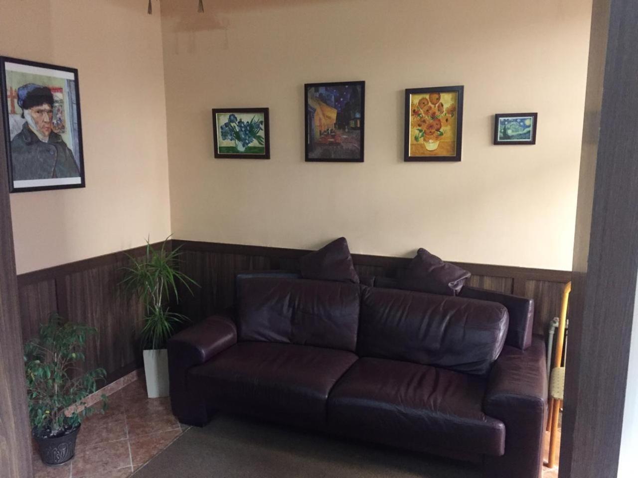 Hotel Vangogh Кызылорда Экстерьер фото